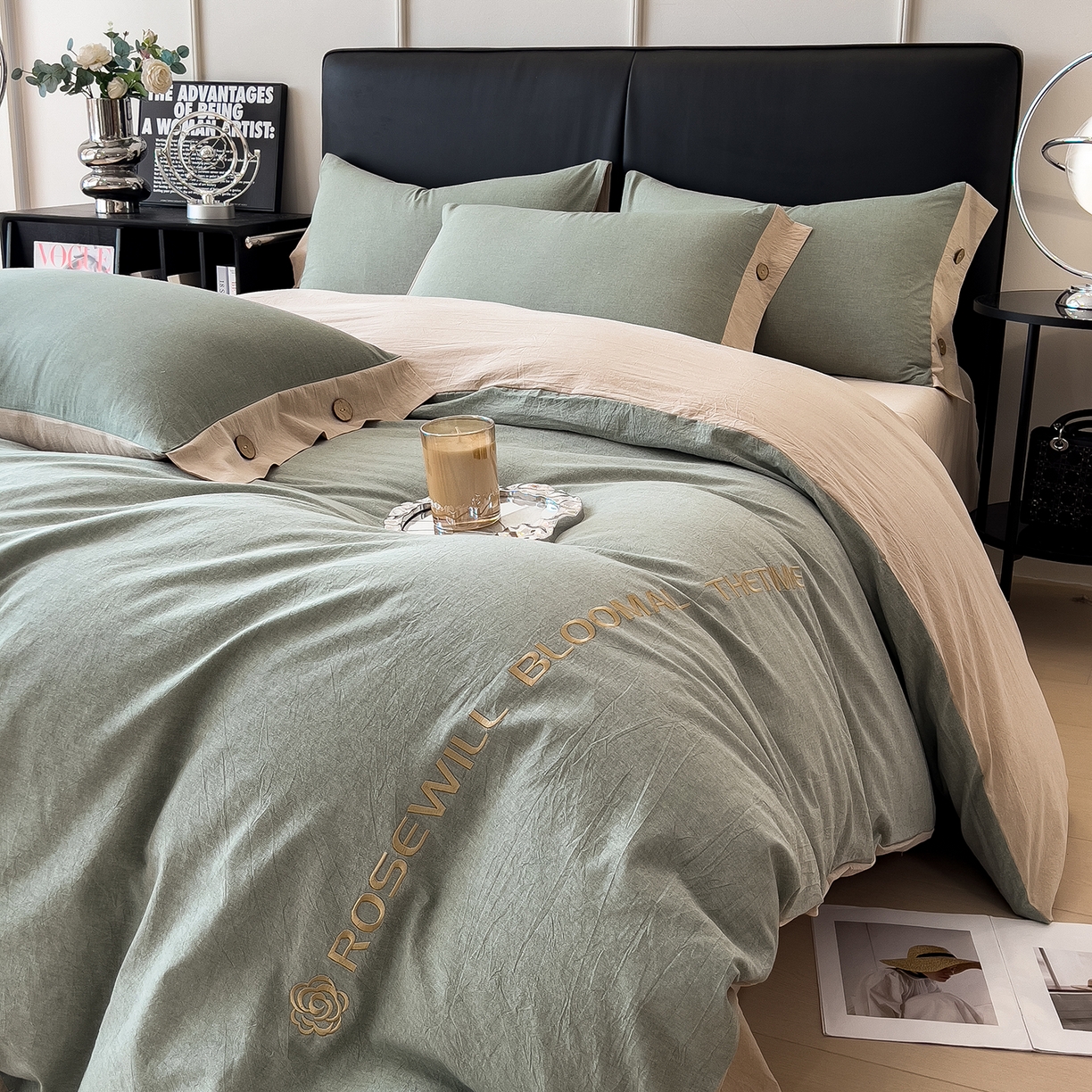 91家纺网 家纺一手货源 找家纺 芃成家纺 2025新款A类全棉色织水洗棉纽扣绣花四件套 纽扣款-浅蓝拼卡其