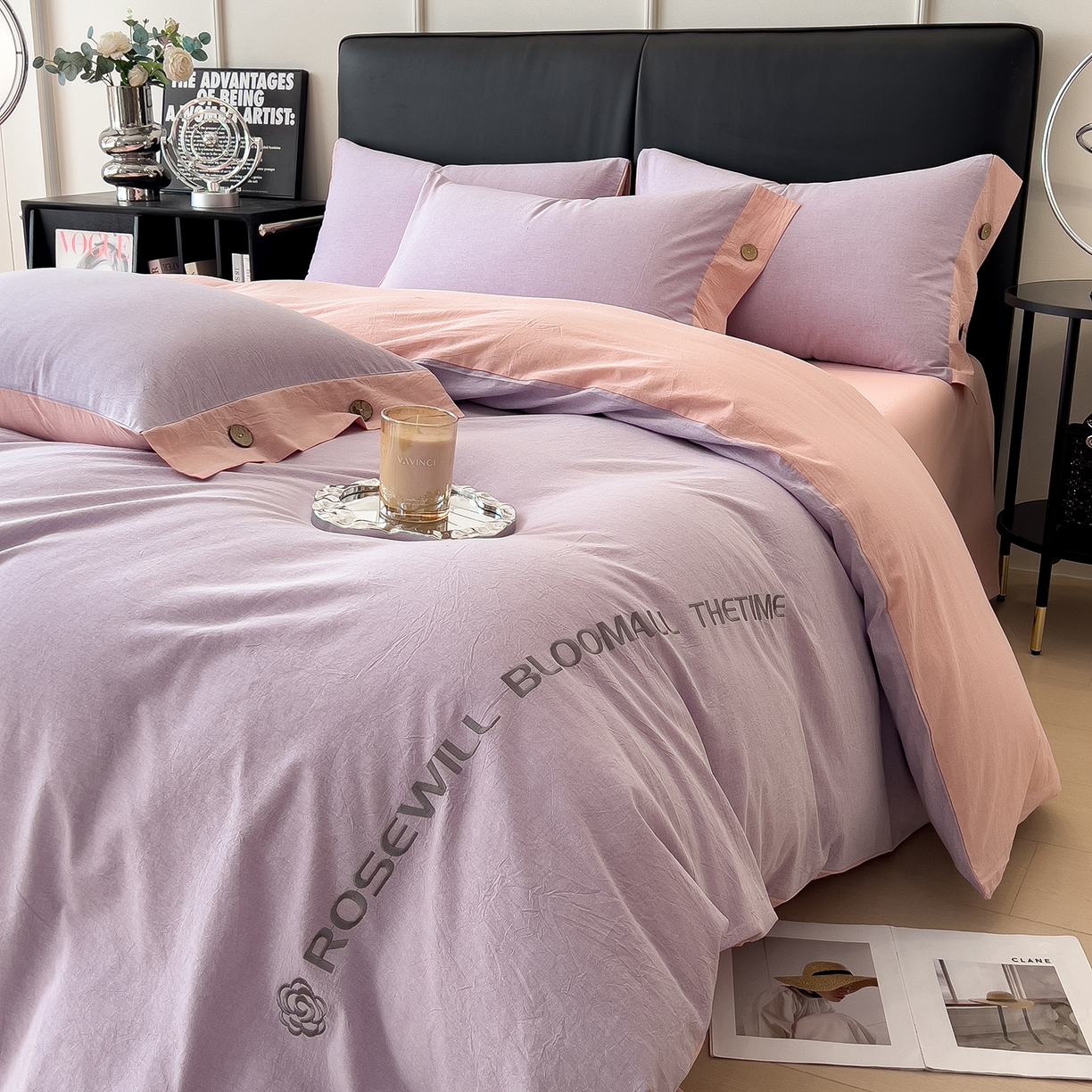 91家纺网 家纺一手货源 找家纺 芃成家纺 2025新款A类全棉色织水洗棉纽扣绣花四件套 纽扣款-浅紫拼浅粉