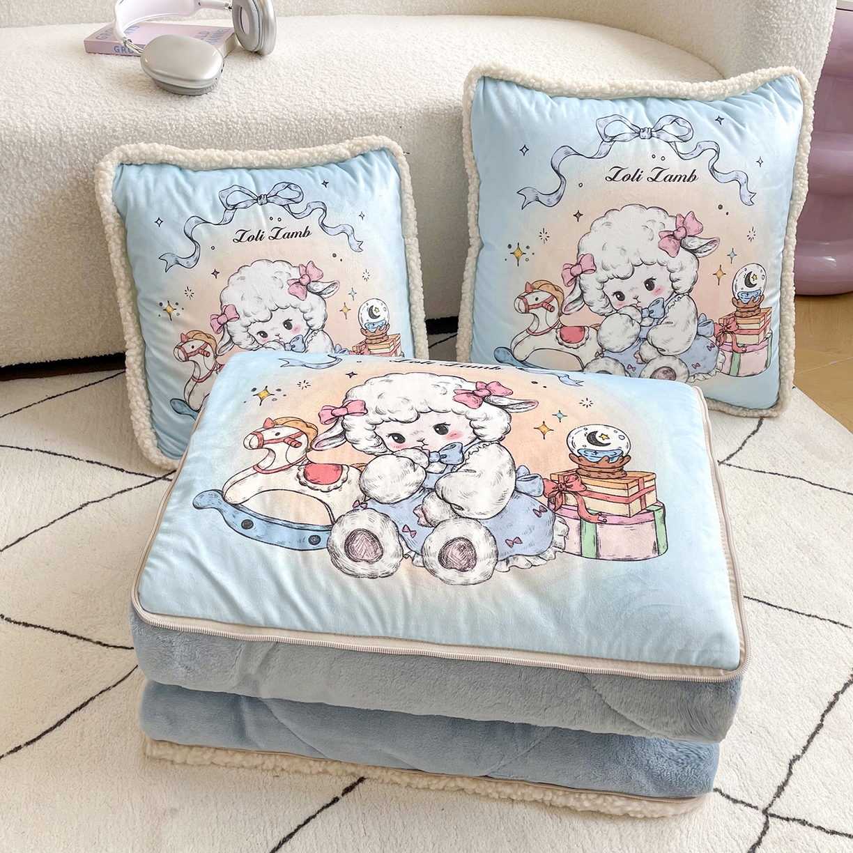 91家纺网 家纺一手货源 找家纺 （总）番茄+ 2025新款羊羔毛花边绒抱枕被