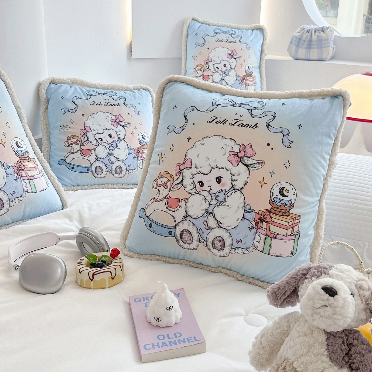 91家纺网 家纺一手货源 找家纺 番茄+ 2025新款羊羔毛花边绒抱枕被 美羊羊