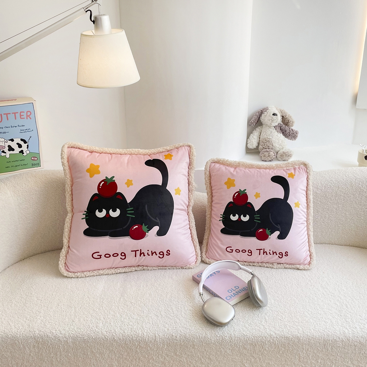 91家纺网 家纺一手货源 找家纺 番茄+ 2025新款羊羔毛花边绒抱枕被 番茄猫