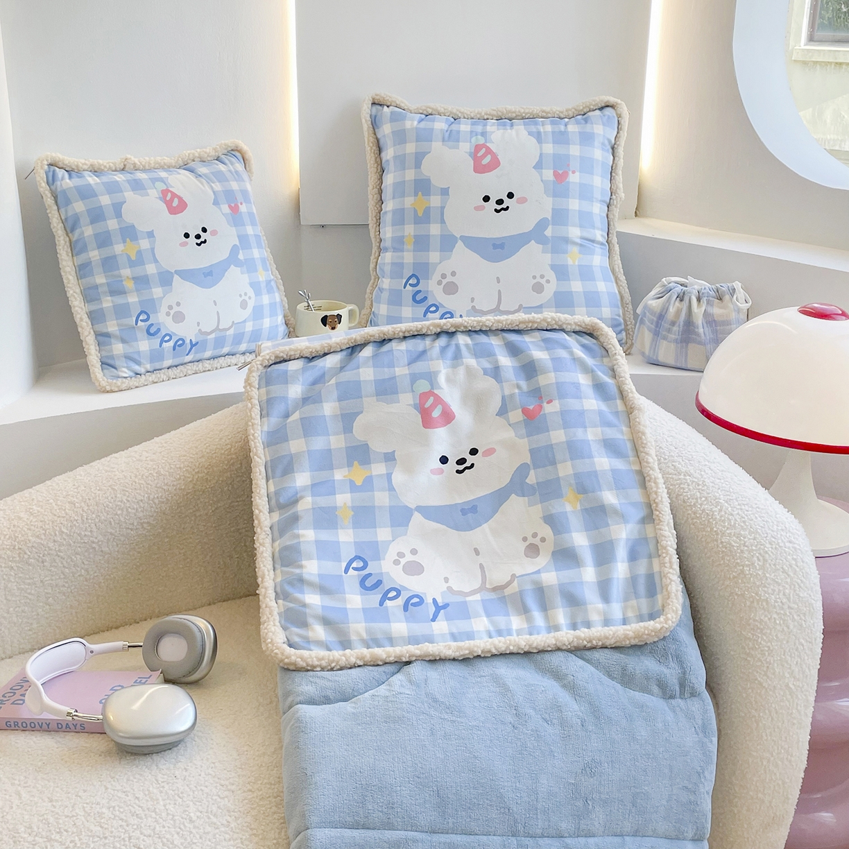 91家纺网 家纺一手货源 找家纺 番茄+ 2025新款羊羔毛花边绒抱枕被 快乐狗