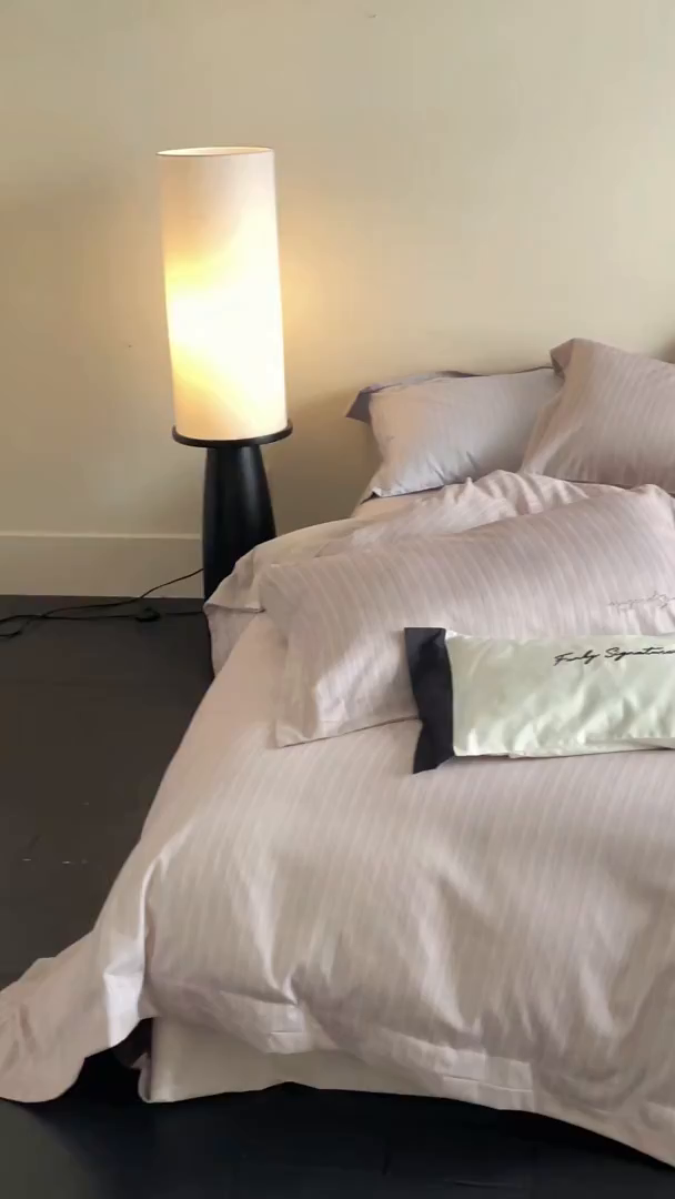 91家纺网 家纺一手货源 找家纺 （总）黛舒家居 2025新款天丝棉磨毛字母刺绣小宽边四件套-纪梵希