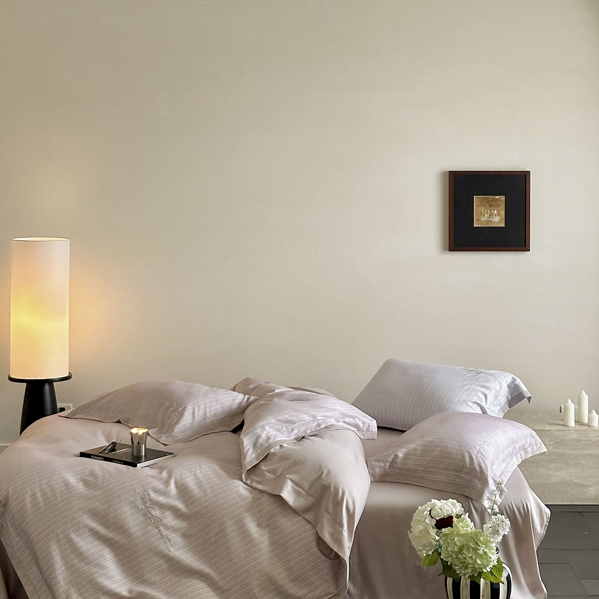 91家纺网 家纺一手货源 找家纺 黛舒家居 2025新款天丝棉磨毛字母刺绣小宽边四件套-纪梵希 纪梵希-粉