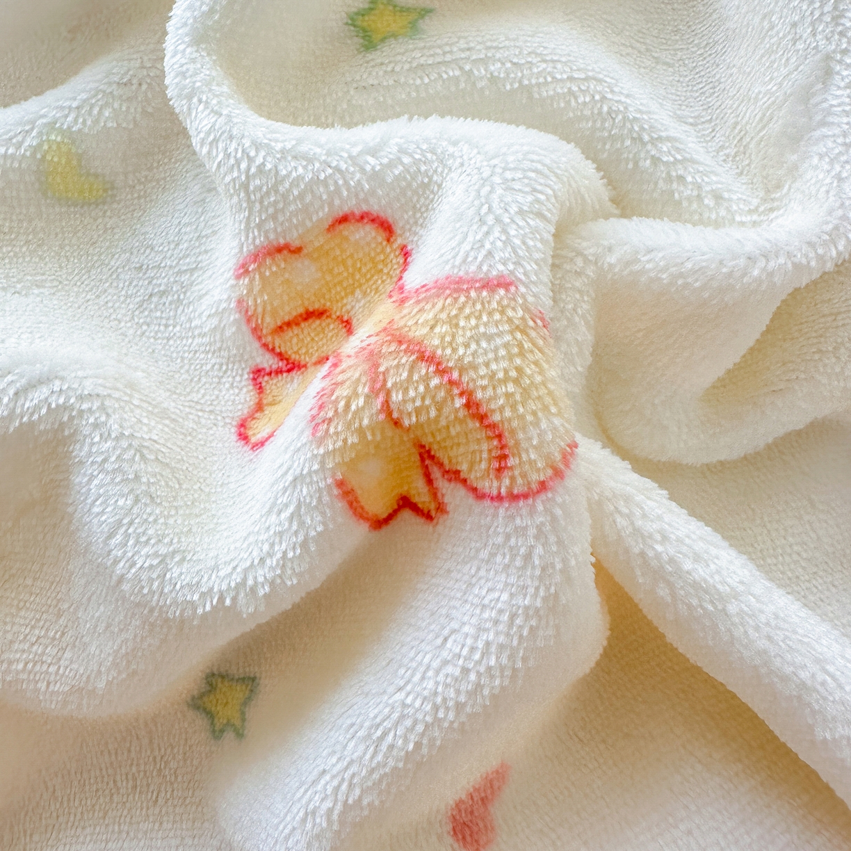 91家纺网 家纺一手货源 找家纺 珍爱家纺 2025新款高克重牛奶绒加厚保暖印花床盖四件套热款 梦幻蝴蝶