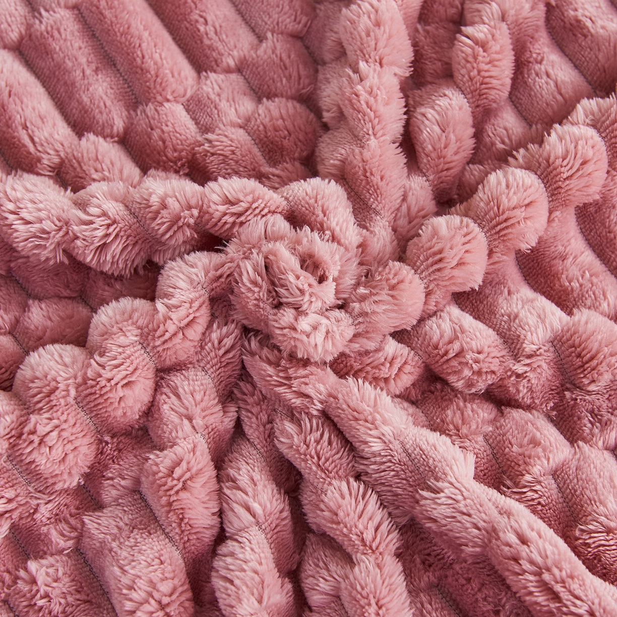 91家纺网 家纺一手货源 找家纺 （总）枋梢家纺 2025新款福禄抽条法兰绒牛奶绒高克重毯空调小毯子毛毯盖毯