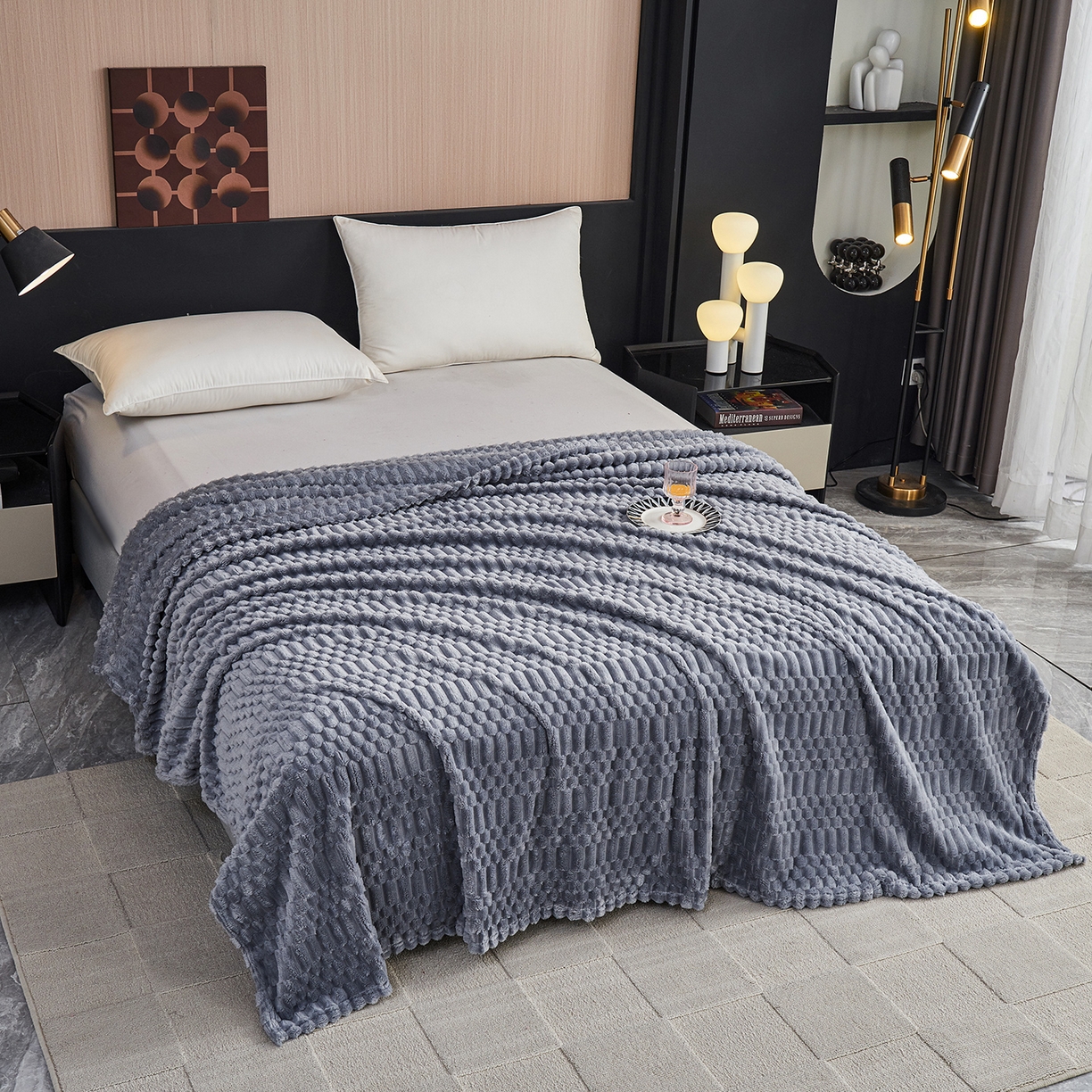 91家纺网 家纺一手货源 找家纺 枋梢家纺 2025新款福禄抽条法兰绒牛奶绒高克重毯空调小毯子毛毯盖毯 福禄抽条毛毯-浅蓝