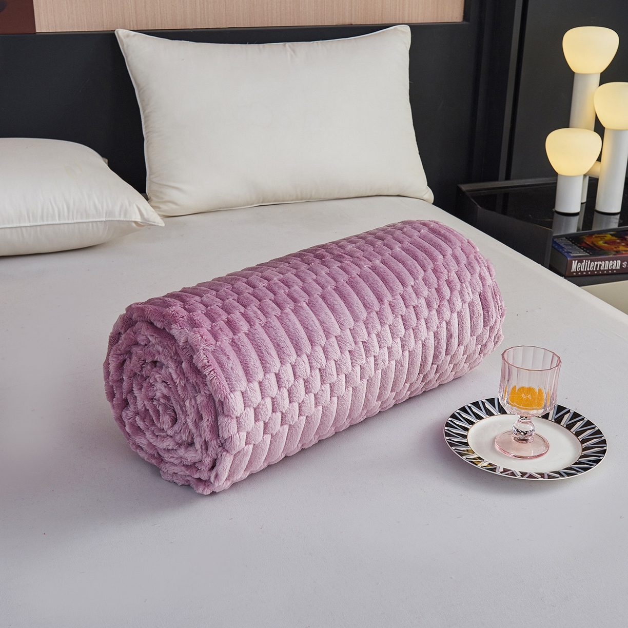 91家纺网 家纺一手货源 找家纺 枋梢家纺 2025新款福禄抽条法兰绒牛奶绒高克重毯空调小毯子毛毯盖毯 福禄抽条毛毯-浅紫