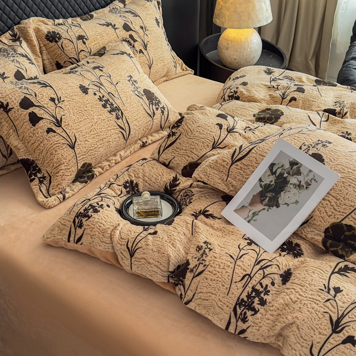 91家纺网 家纺一手货源 找家纺 （总）金昱纺 2025新款高克重牛奶绒立体烂花四件套