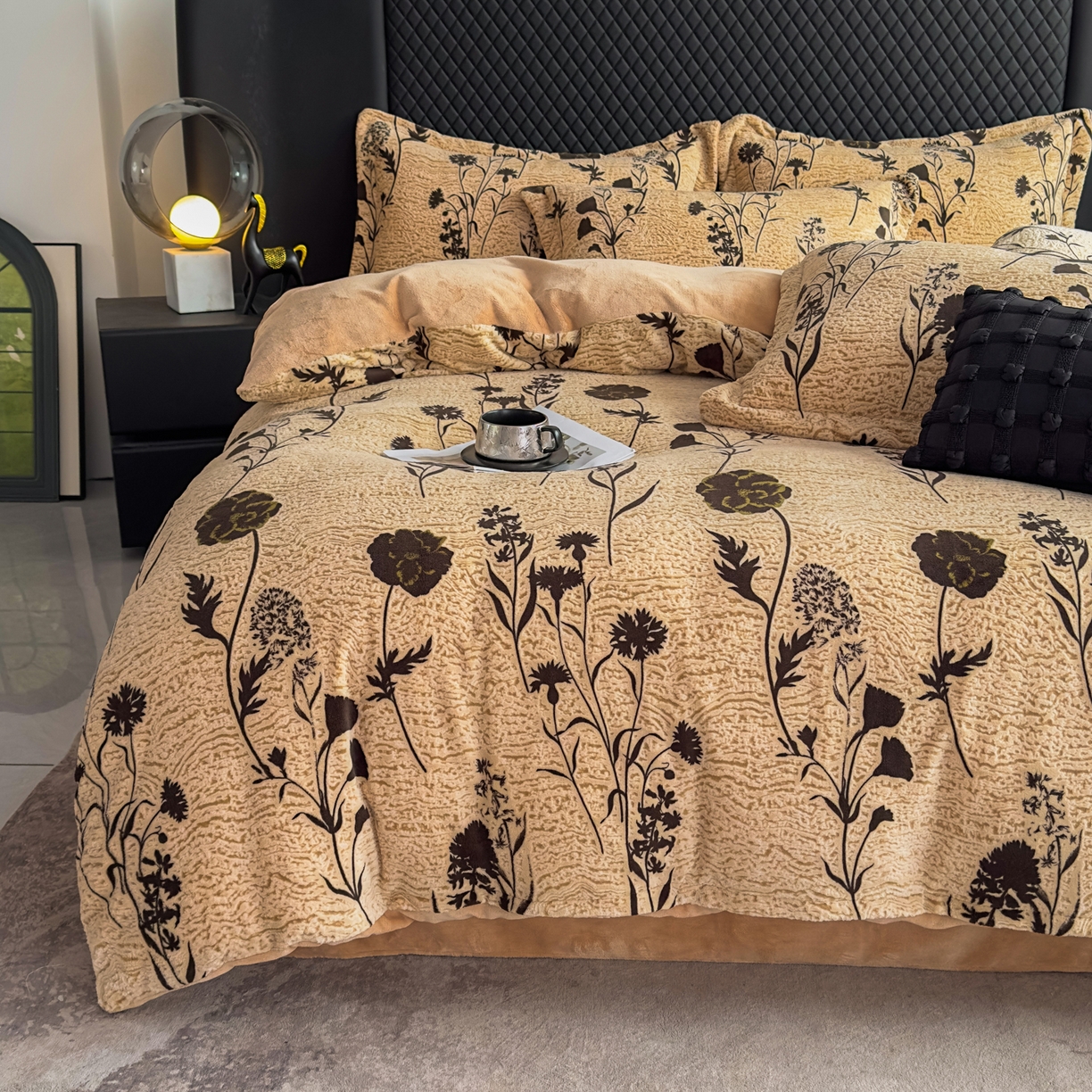 91家纺网 家纺一手货源 找家纺 金昱纺 2025新款高克重牛奶绒立体烂花四件套 花恋-米咖