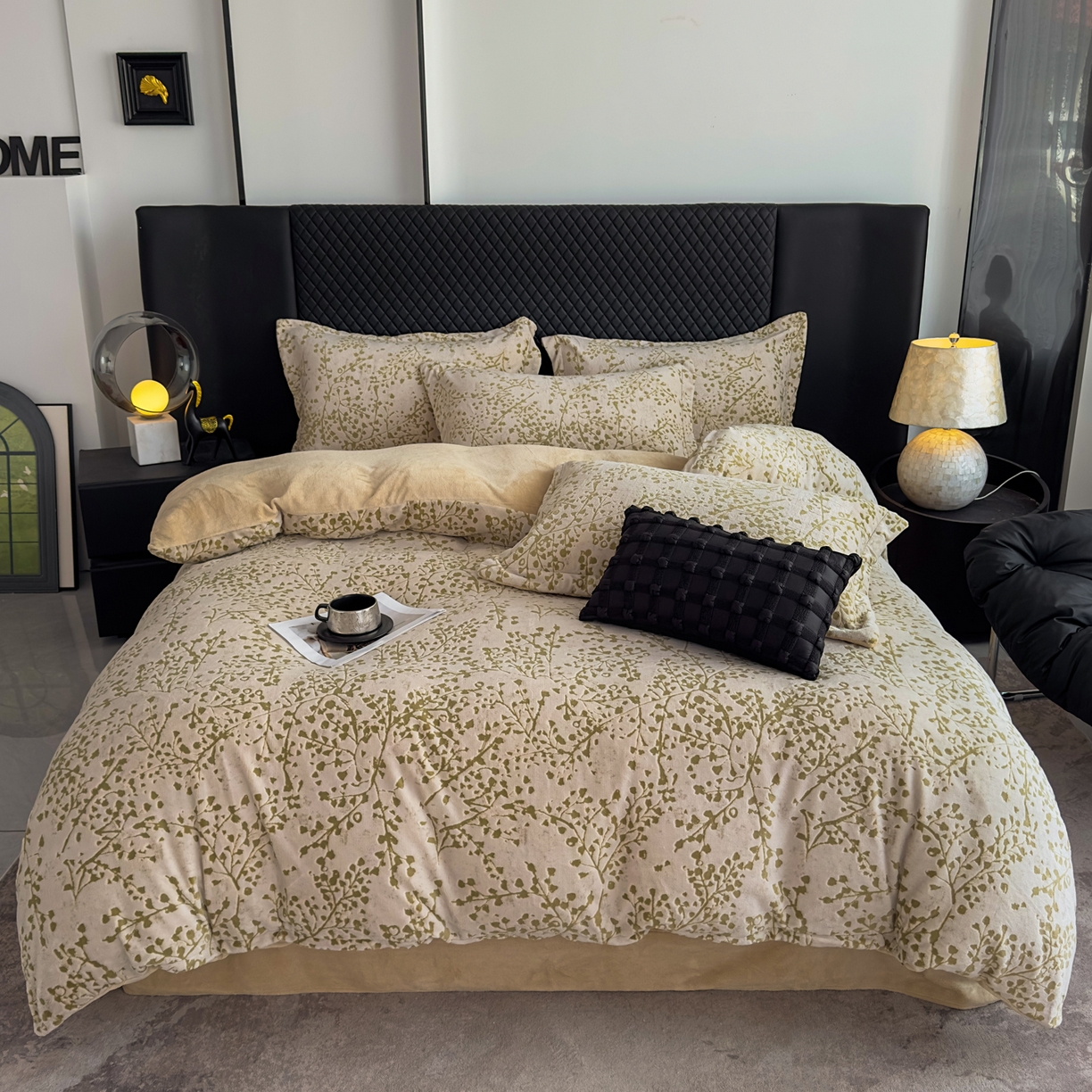 金昱纺 2025新款高克重牛奶绒立体烂花四件套 秋景-咖