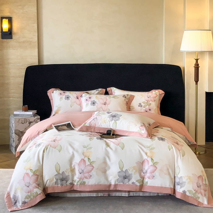 91家纺网 家纺一手货源 找家纺 薏思家纺 2025新款全棉斜纹加厚数码印花-宽边磨毛系列 暖樱粉