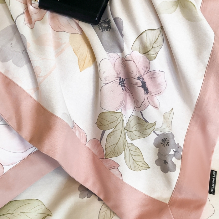 91家纺网 家纺一手货源 找家纺 薏思家纺 2025新款全棉斜纹加厚数码印花-宽边磨毛系列 暖樱粉