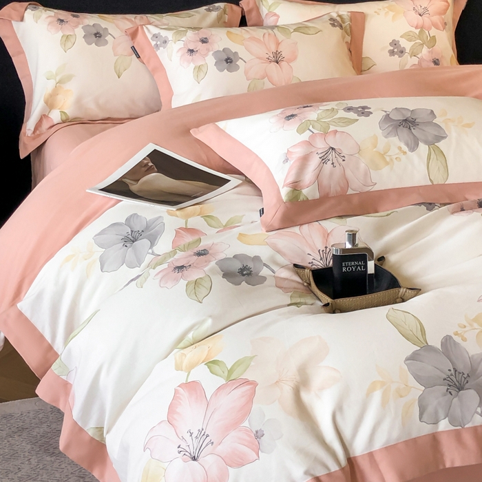 91家纺网 家纺一手货源 找家纺 薏思家纺 2025新款全棉斜纹加厚数码印花-宽边磨毛系列 暖樱粉