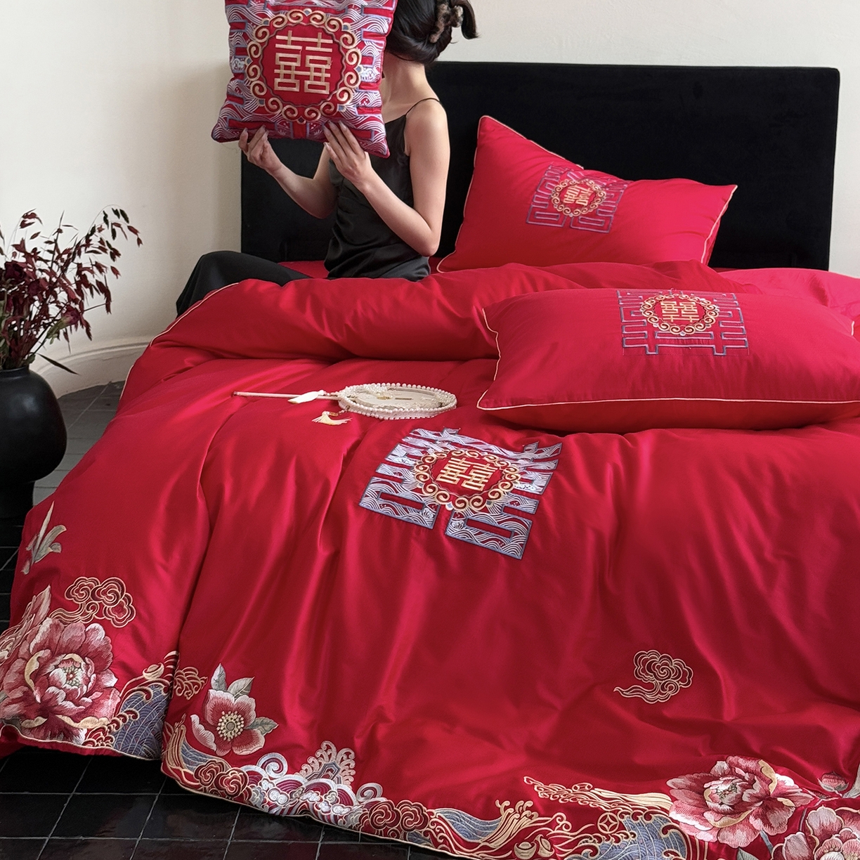 91家纺网 家纺一手货源 找家纺 （总）江涞 2025新款长绒棉刺绣四件套-繁花纳喜