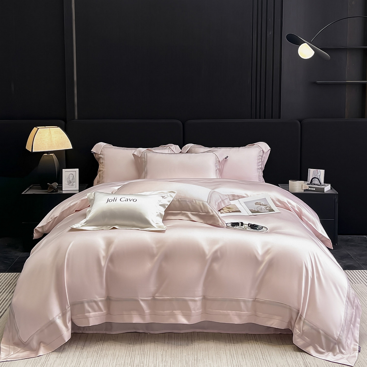 91家纺网 家纺一手货源 找家纺 2025轻奢风A类贡缎长绒棉四件套纯棉全棉重工刺绣被套床单高端拼接床上用品 馥雅-慕斯粉