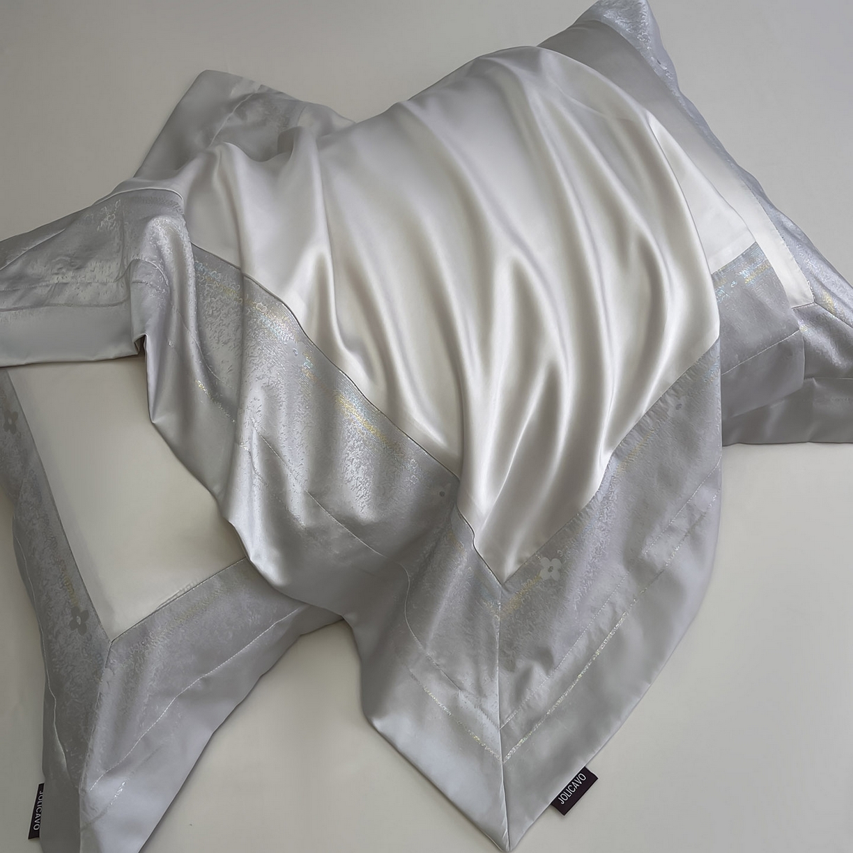 91家纺网 家纺一手货源 找家纺  2025轻奢风A类贡缎长绒棉四件套纯棉全棉重工刺绣被套床单高端拼接床上用品 馥雅-杏子灰