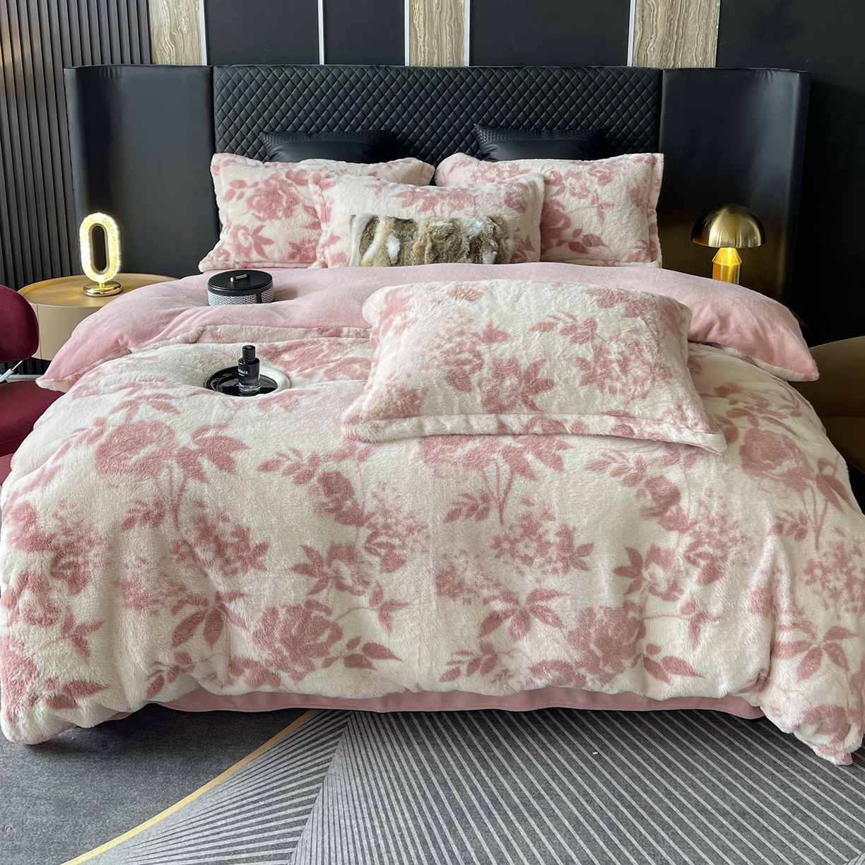 91家纺网 家纺一手货源 找家纺 奈萝家纺 2025新款秋冬加厚皮草级兔绒牛奶绒四件套 念薇