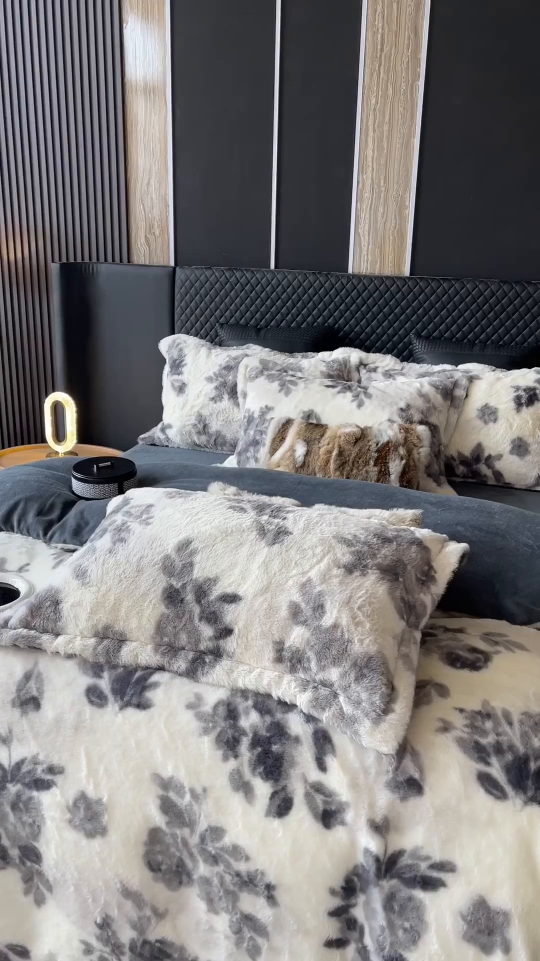 91家纺网 家纺一手货源 找家纺 奈萝家纺 2025新款秋冬加厚皮草级兔绒牛奶绒四件套 罗杰