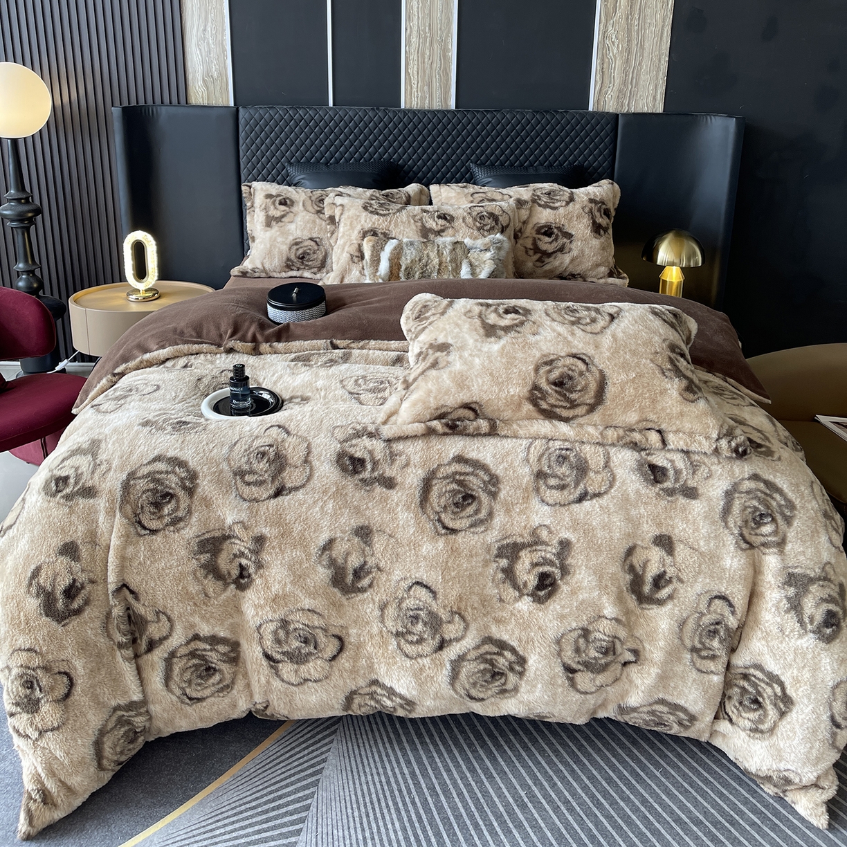 91家纺网 家纺一手货源 找家纺 奈萝家纺 2025新款秋冬加厚皮草级兔绒牛奶绒四件套 玫瑰