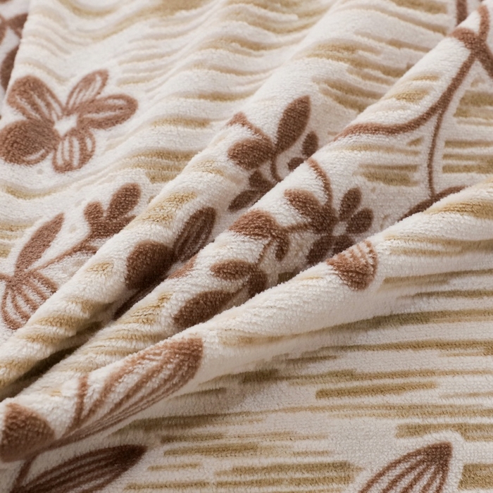 91家纺网 家纺一手货源 找家纺 三悦四季 2025新款冬季雕花牛奶绒加厚保暖四件套复古风轻奢烂花床单被套床上用品 叶雨优然-咖色