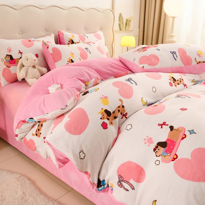 91家纺网 家纺一手货源 找家纺 （总）三悦四季 2025新款A类牛奶绒印花四件套