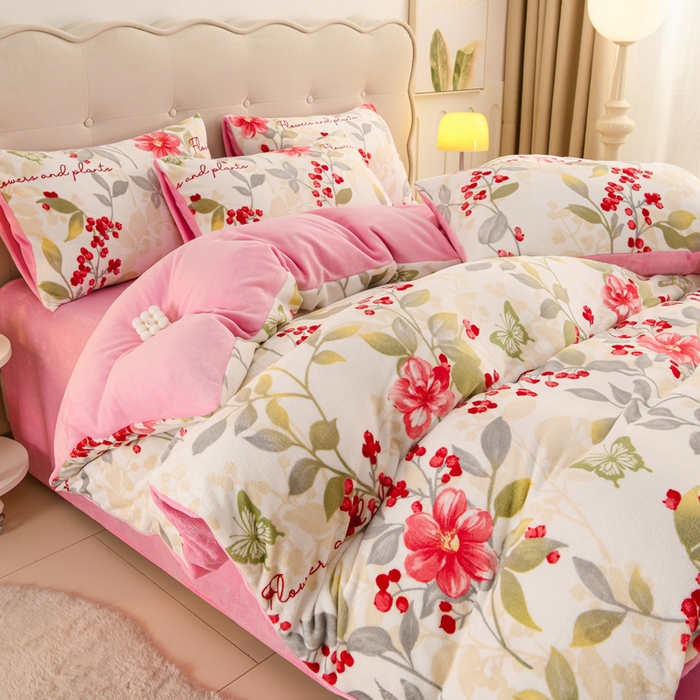 三悦四季 2025新款A类牛奶绒印花四件套 樱花雨