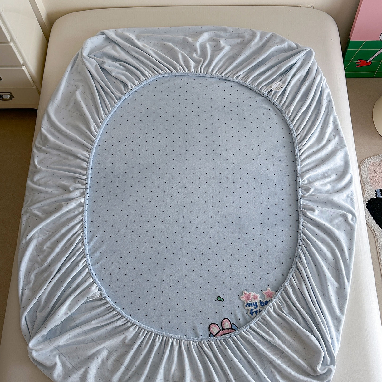 91家纺网 家纺一手货源 找家纺 （总）柚子YOUTH 2025新款加厚牛奶绒卡通毛巾绣床笠三件套