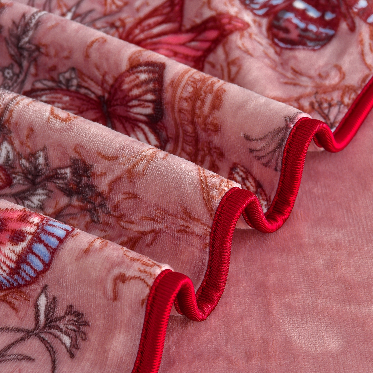 91家纺网 家纺一手货源 找家纺 赫本 2025新品8斤爆品牛奶绒四件套床裙款金雕绒法莱绒四套件 蝶恋花