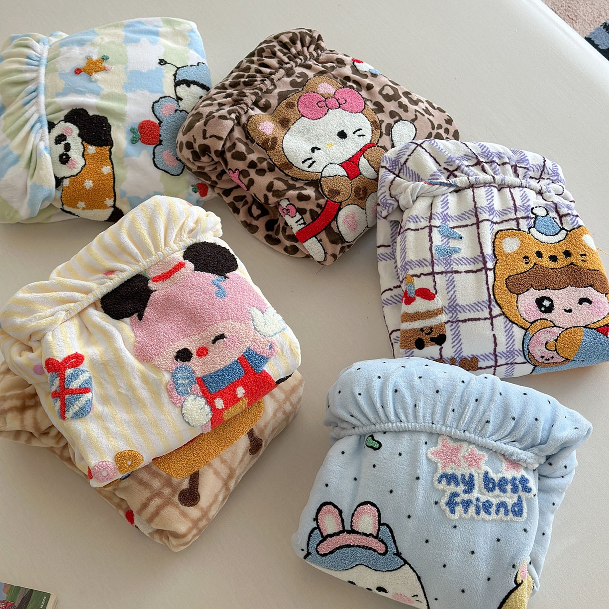 91家纺网 家纺一手货源 找家纺 柚子YOUTH 2025新款加厚牛奶绒卡通毛巾绣床笠三件套 组合