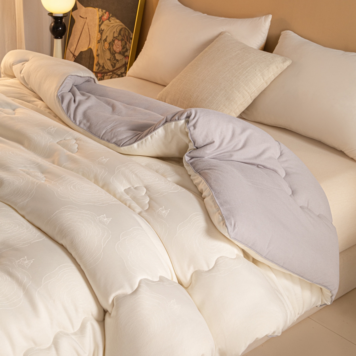 91家纺网 家纺一手货源 找家纺 爱彼家纺 2025新款火山岩A类提花自发热抗菌被冬被-春秋被学生被子-系列二 火山岩-玫瑰白