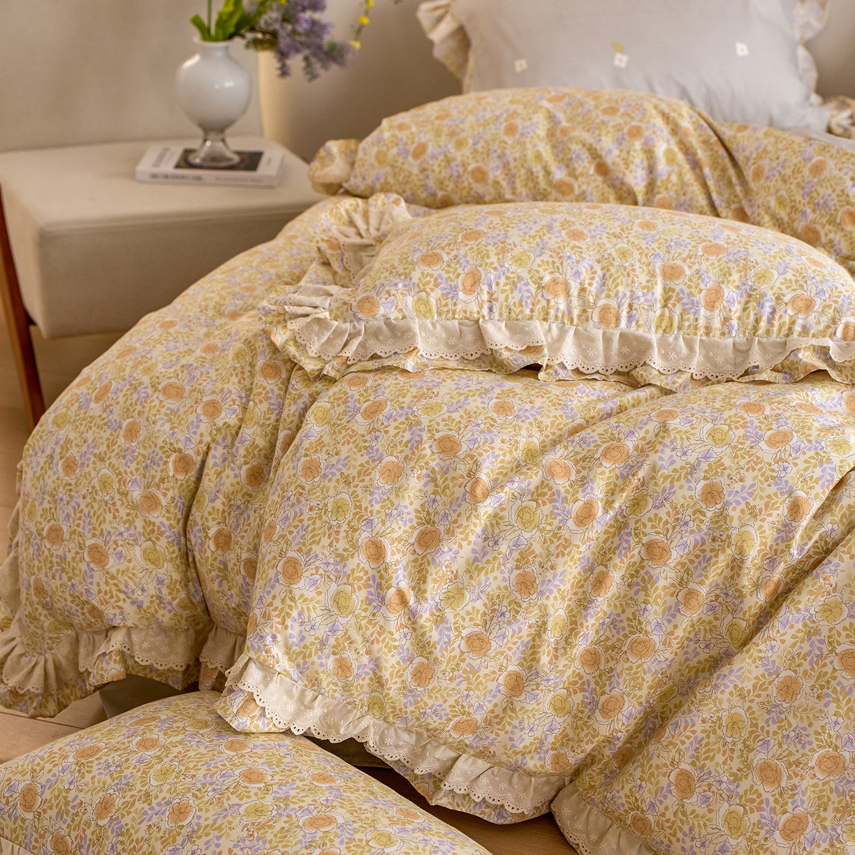 91家纺网 家纺一手货源 找家纺 清雅福 2025春夏新品全棉13372法式双层花边系列四件套 恋爱未满