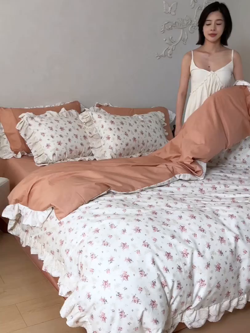 91家纺网 家纺一手货源 找家纺 清雅福 2025春夏新品全棉13372法式双层花边系列四件套 屋顶花园