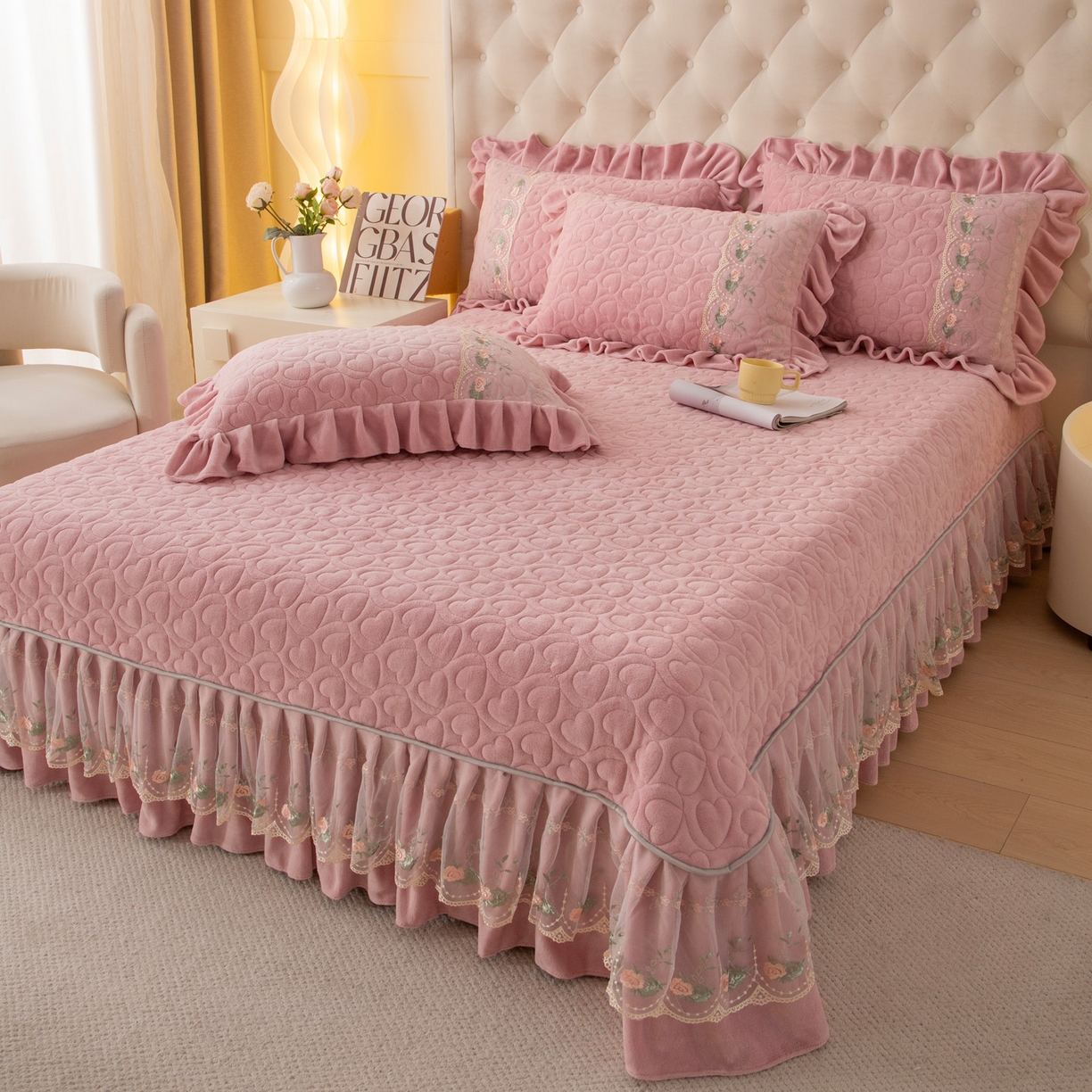 91家纺网 家纺一手货源 找家纺 （总）能好家纺 2025新款牛奶绒刺绣床盖四件套