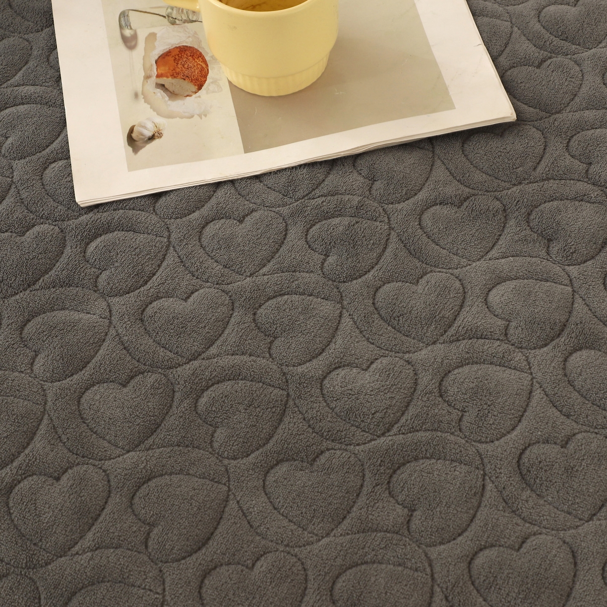 91家纺网 家纺一手货源 找家纺 能好家纺 2025新款牛奶绒刺绣床盖四件套 灰