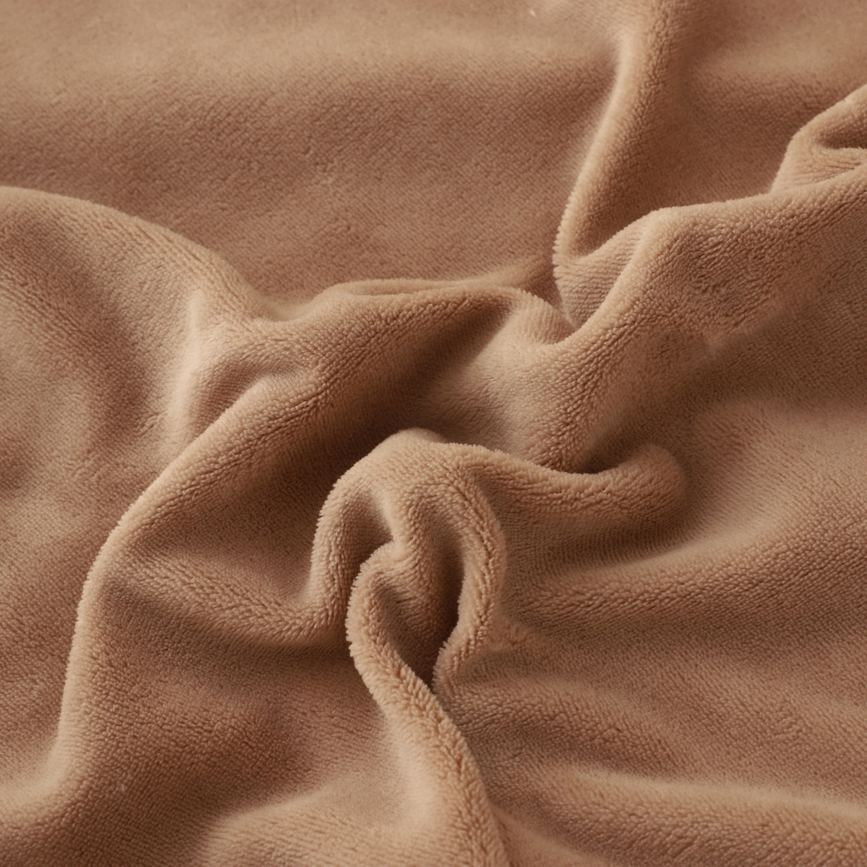 91家纺网 家纺一手货源 找家纺 能好家纺 2025新款牛奶绒刺绣床盖四件套 驼色