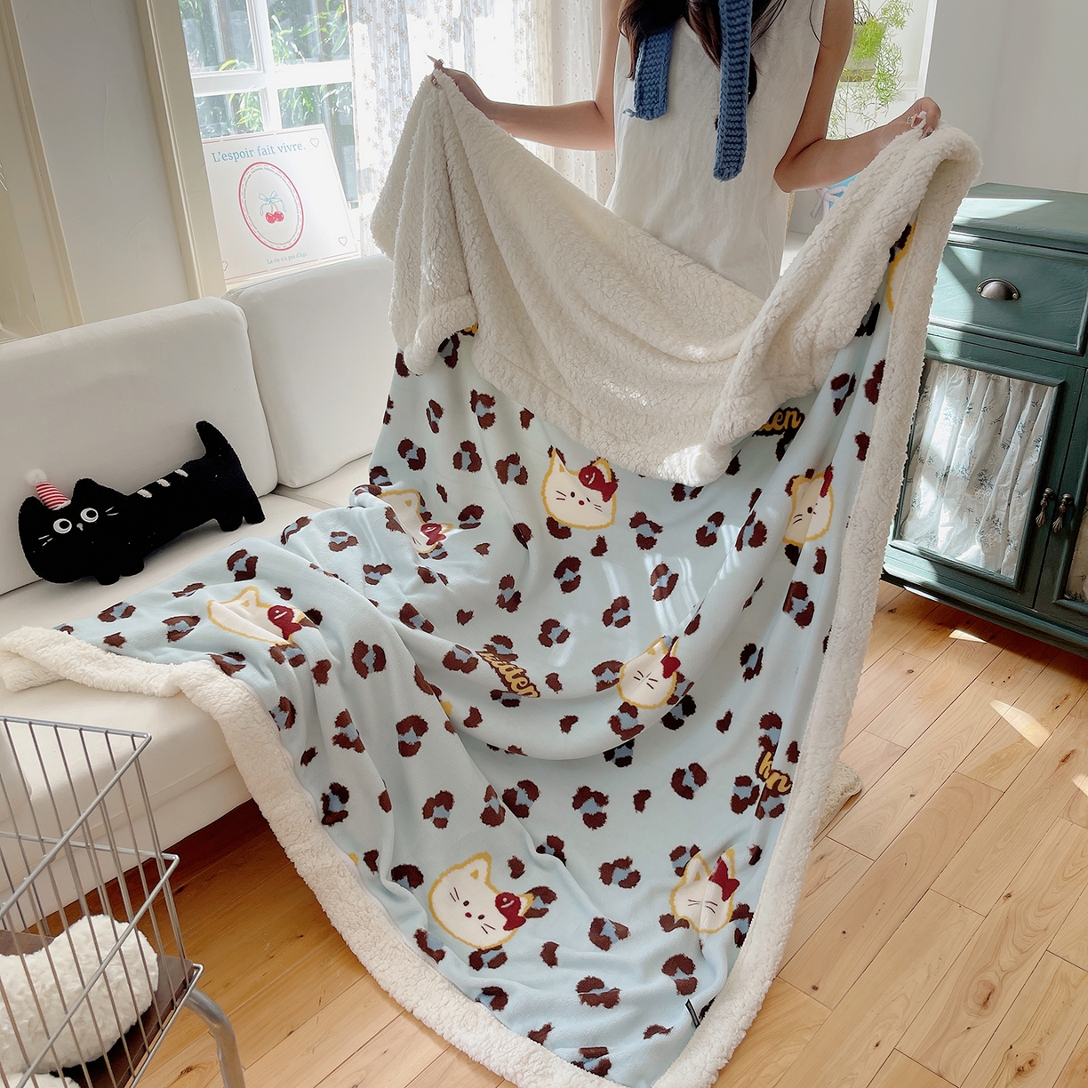 91家纺网 家纺一手货源 找家纺 桃子家居 2025新款A类ins小清新少女可爱奶油猫咪卡通加厚牛奶绒羊羔绒毛毯多功能毛毯绒毛毯-MT蓝豹纹喵