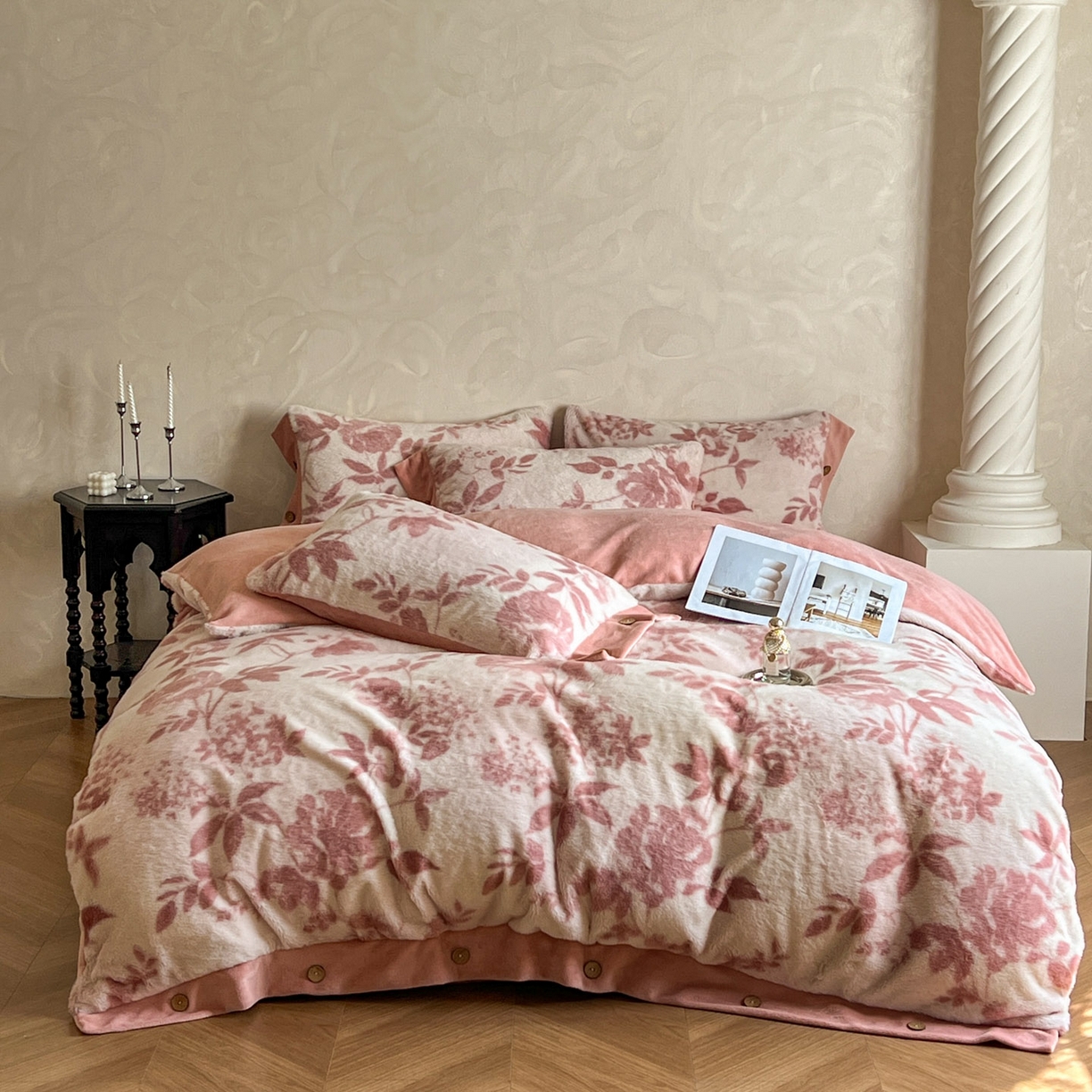 晚爱家居  2025新款纽扣款兔毛绒美拉德轻奢风高克重皮草兔绒四件套系列 纽扣-花园粉