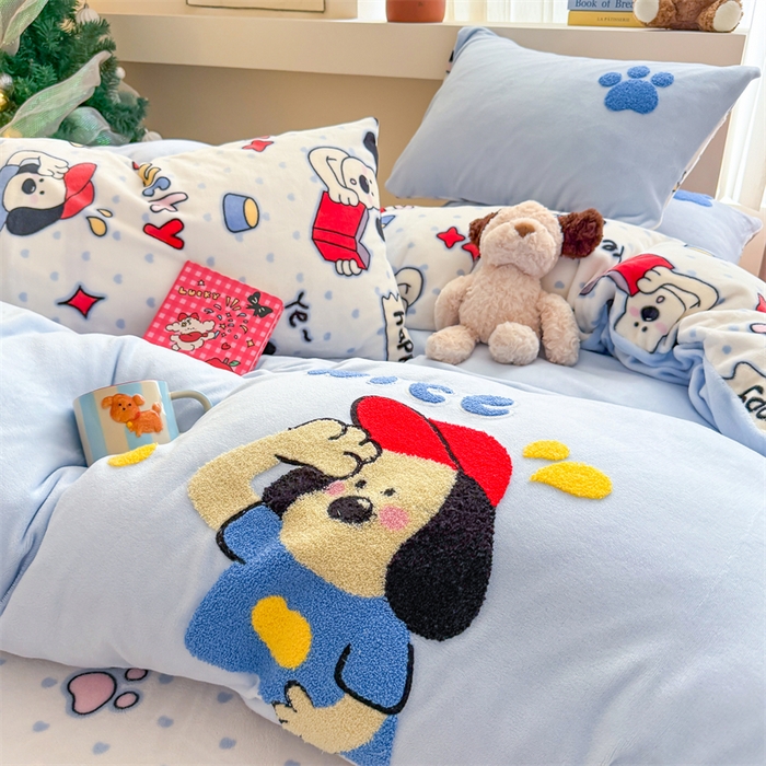 91家纺网 家纺一手货源 找家纺 （总）艾特你 2025新款毛巾绣200克牛奶绒卡通毛巾绣四件套1