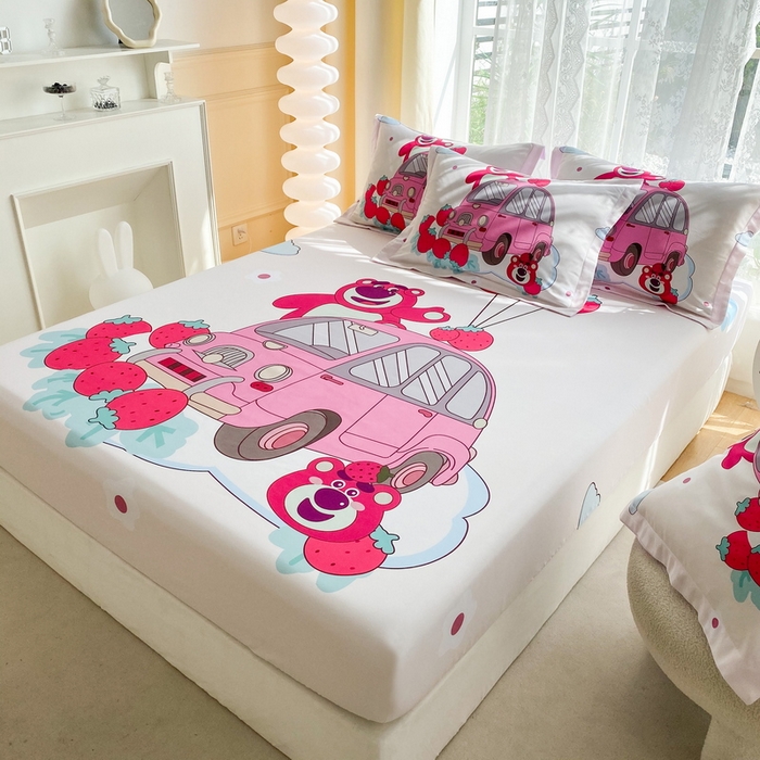 91家纺网 家纺一手货源 找家纺 一电 2024新款卡通床单床笠棕垫床套防尘罩席床垫保护套卡通儿童上下床床单床笠-第三批 汽车草莓熊