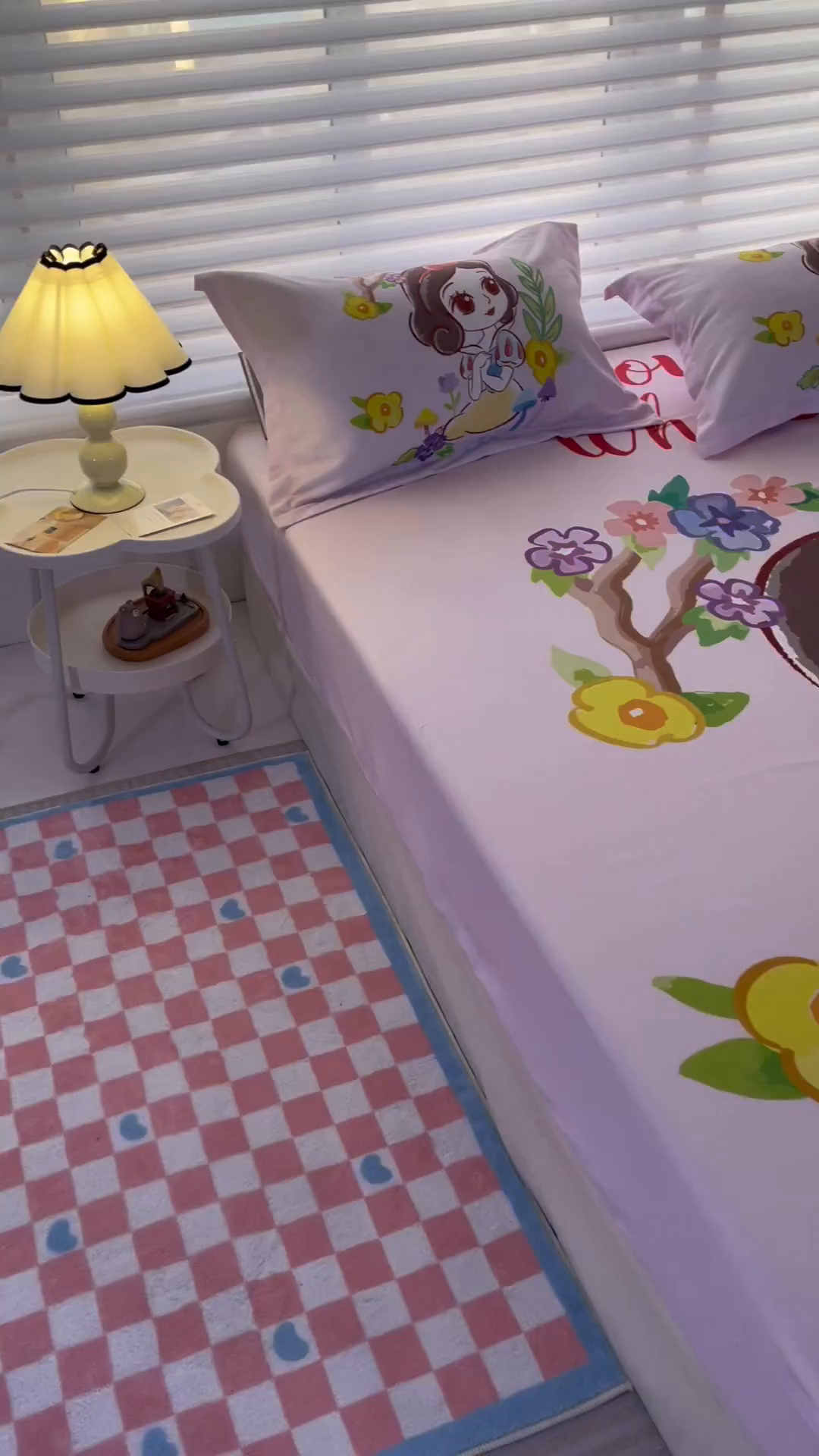 91家纺网 家纺一手货源 找家纺 一电 2025卡通床单床笠棕垫床套防尘罩席床垫保护套卡通儿童上下床床单床笠第五批 花朵公主