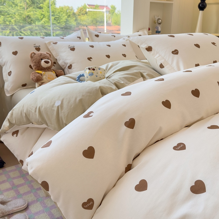 91家纺网 家纺一手货源 找家纺 鑫宇 2025新款全棉纯棉13372小清新印花四件套 点点爱