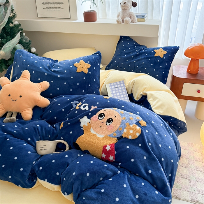 91家纺网 家纺一手货源 找家纺 艾特你 2025新款毛巾绣200克牛奶绒卡通毛巾绣四件套 星月宝宝