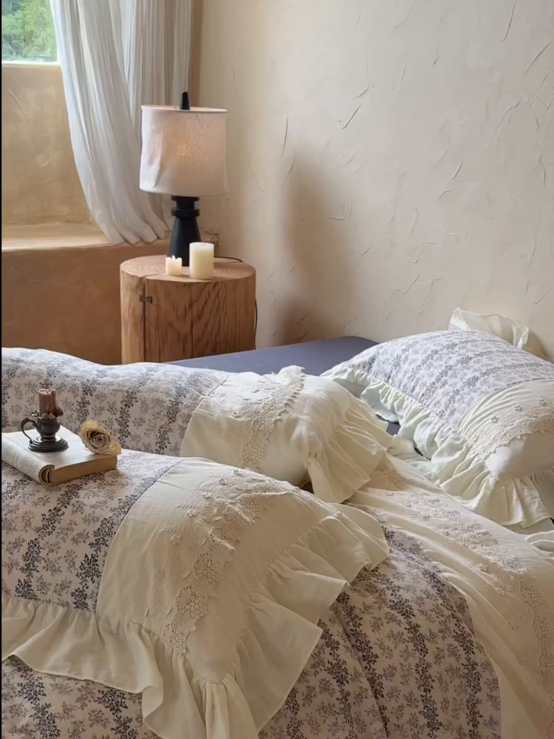 91家纺网 家纺一手货源 找家纺 （总）佳汐蓝家纺 2025秋冬新品双层皱皱纱定制花边+打褶+荷叶边四件套--露丝