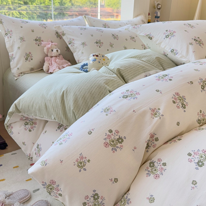 91家纺网 家纺一手货源 找家纺 鑫宇 2025新款全棉纯棉13372小清新印花四件套 花香丽影