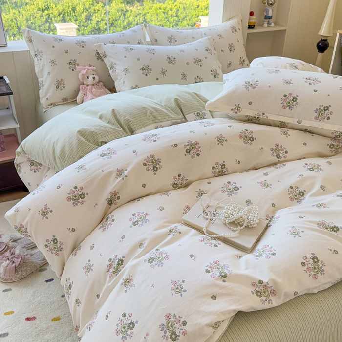 91家纺网 家纺一手货源 找家纺 鑫宇 2025新款全棉纯棉13372小清新印花四件套 花香丽影