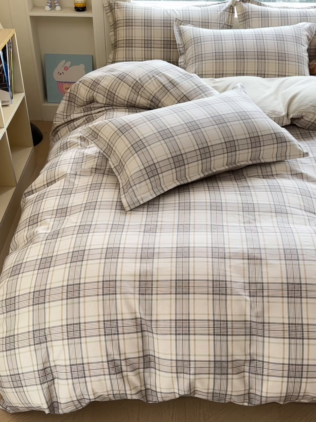 91家纺网 家纺一手货源 找家纺 鑫宇 2025新款全棉纯棉13372小清新印花四件套 美拉德