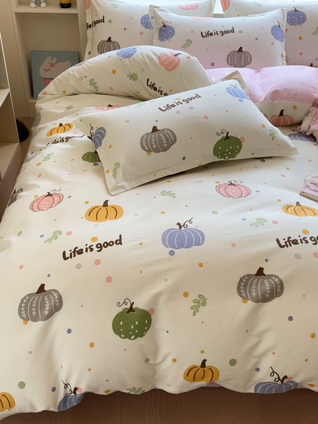 91家纺网 家纺一手货源 找家纺 鑫宇 2025新款全棉纯棉13372小清新印花四件套 南瓜派对