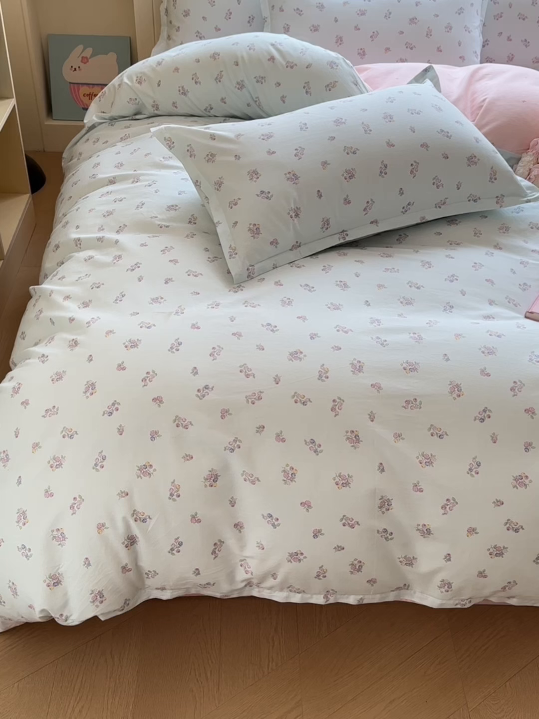 91家纺网 家纺一手货源 找家纺 鑫宇 2025新款全棉纯棉13372小清新印花四件套 清风花夏