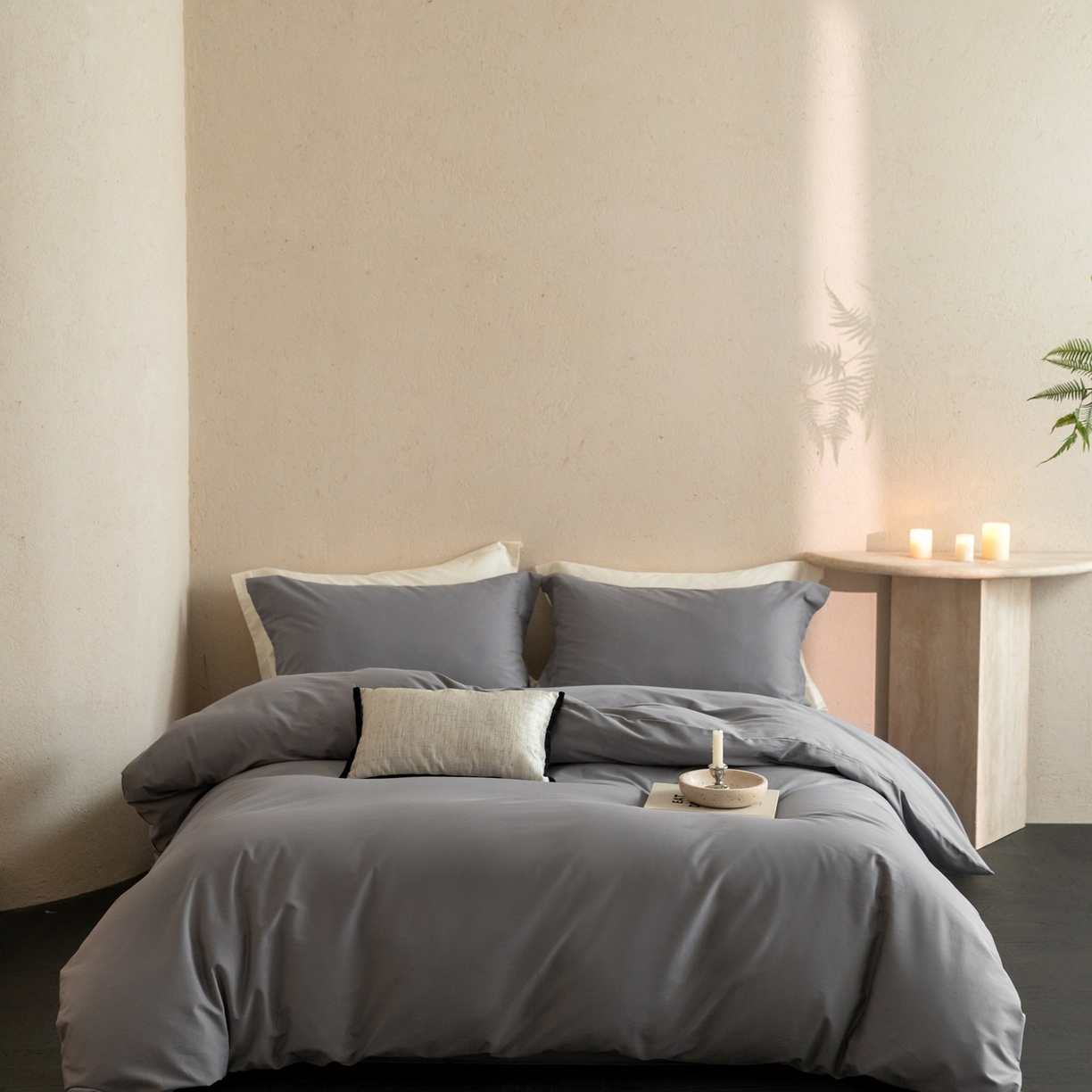 91家纺网 家纺一手货源 找家纺 （总）ONE TWO ONE 121 2025宽边枕陶瓷一字绣磨毛四件套（会员：-10元）